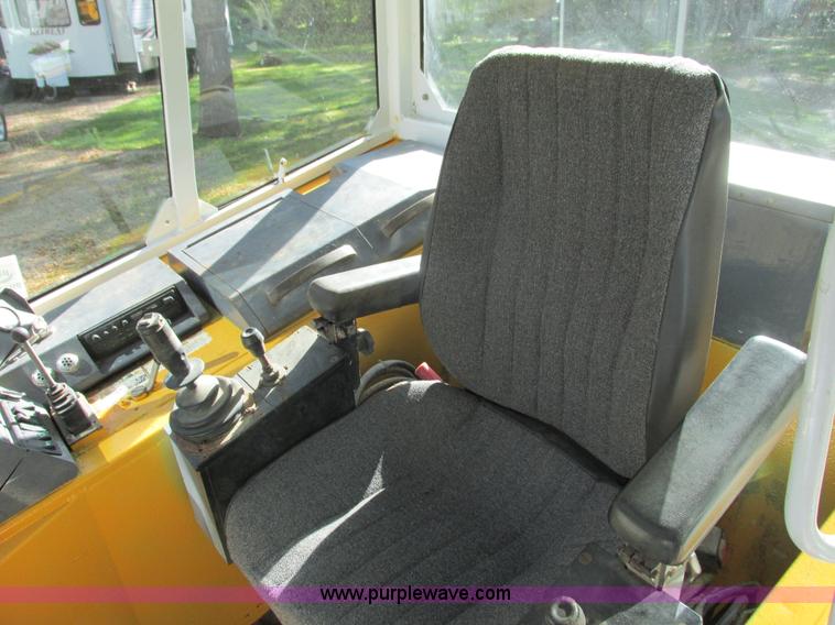 image for item I3831 1995 Menzi Muck 6000T2M excavator