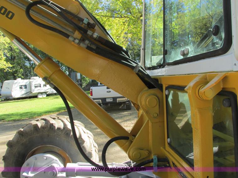 image for item I3831 1995 Menzi Muck 6000T2M excavator