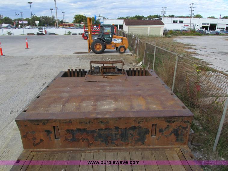 image for item I4124 2007 Ledwell LW48-HT2-10-PB hydratail trailer