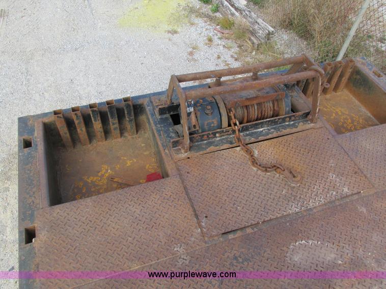 image for item I4124 2007 Ledwell LW48-HT2-10-PB hydratail trailer