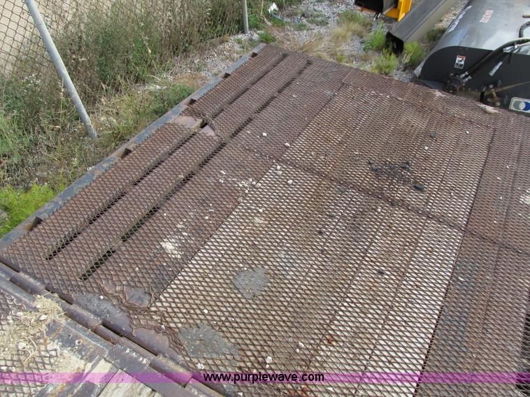 image for item I4124 2007 Ledwell LW48-HT2-10-PB hydratail trailer