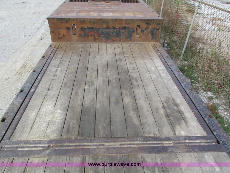 image for item I4124 2007 Ledwell LW48-HT2-10-PB hydratail trailer