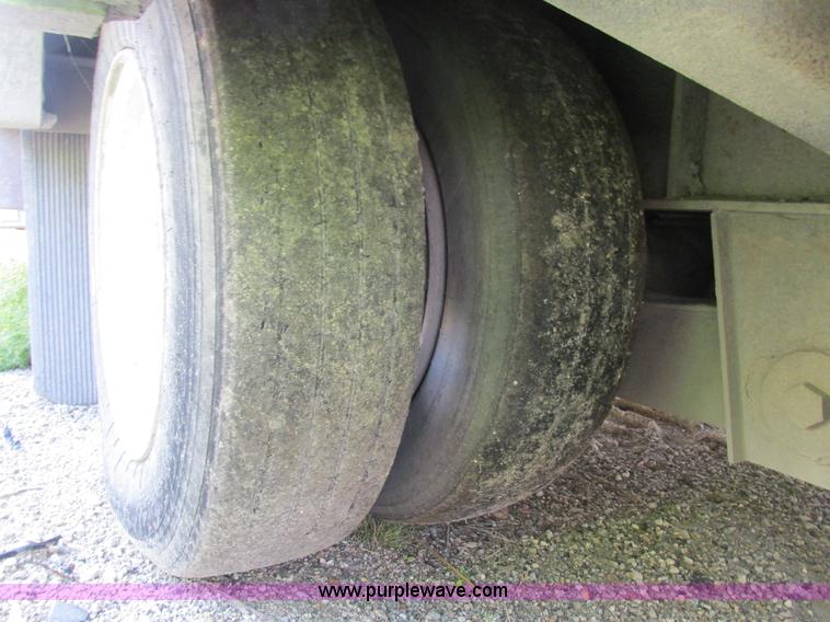 image for item I4124 2007 Ledwell LW48-HT2-10-PB hydratail trailer