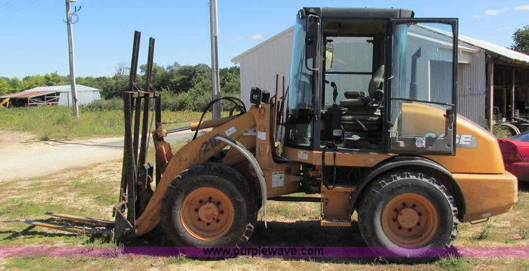 image for item I4130 2003 Case 21D articulated compact wheel loader