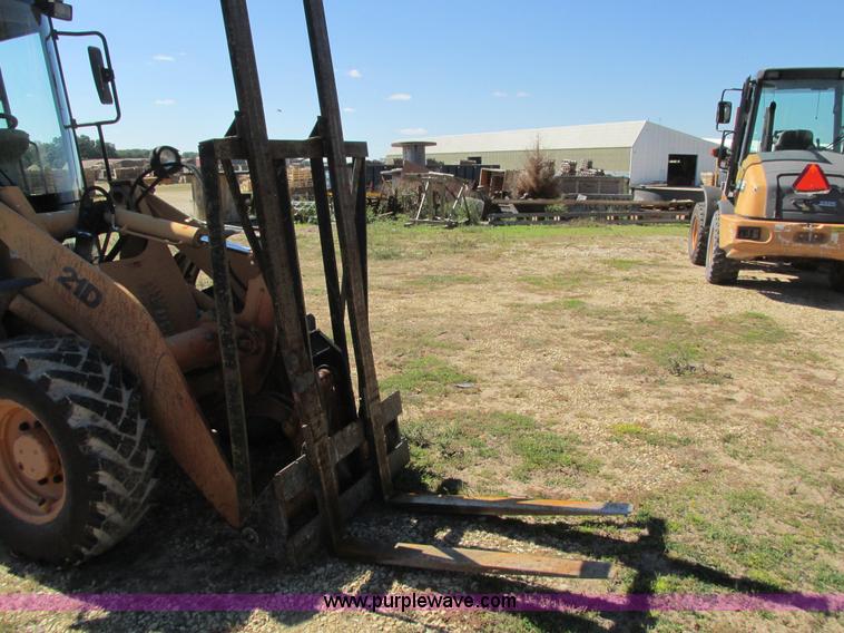 image for item I4130 2003 Case 21D articulated compact wheel loader