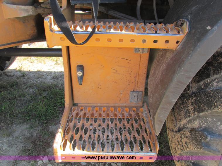 image for item I4130 2003 Case 21D articulated compact wheel loader