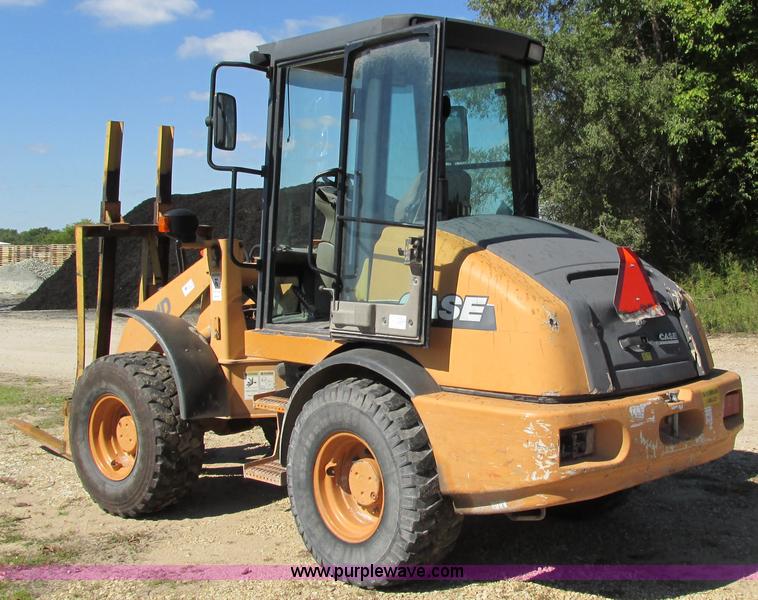 image for item I4131 2003 Case 21D articulated compact wheel loader