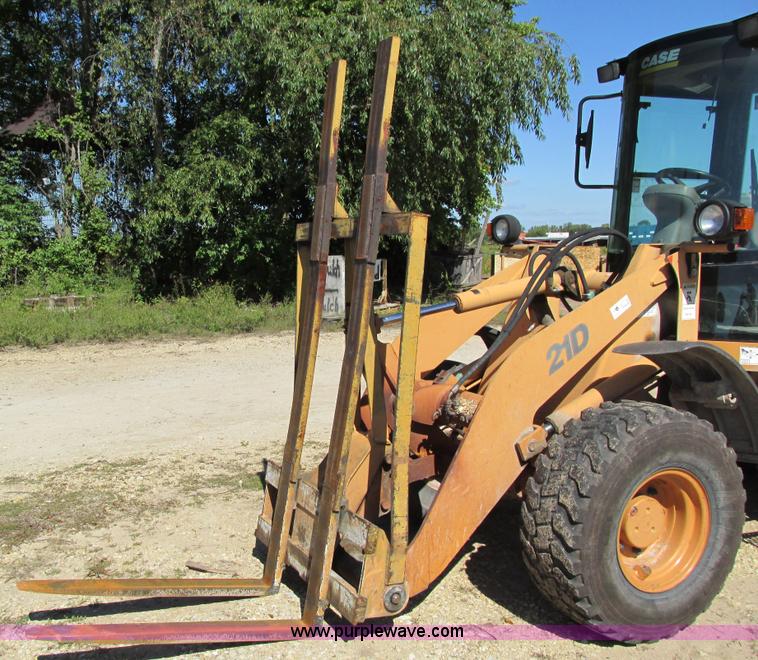 image for item I4131 2003 Case 21D articulated compact wheel loader