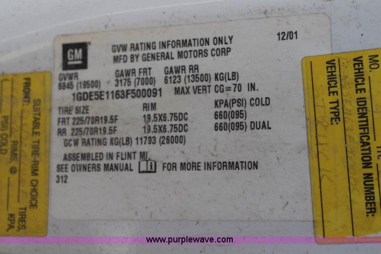 image for item I5790 2003 GMC C5500 dump bed truck