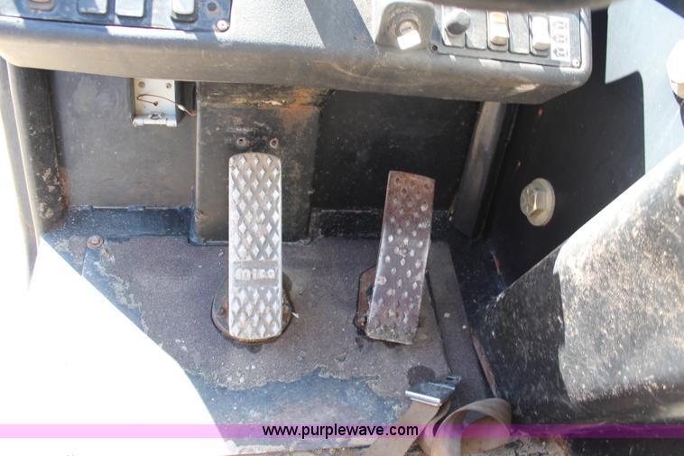 image for item I5791 2003 Ingersoll Rand VR642B telehandler