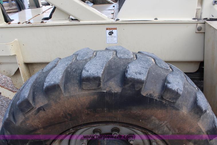 image for item I5791 2003 Ingersoll Rand VR642B telehandler