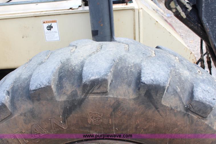 image for item I5791 2003 Ingersoll Rand VR642B telehandler