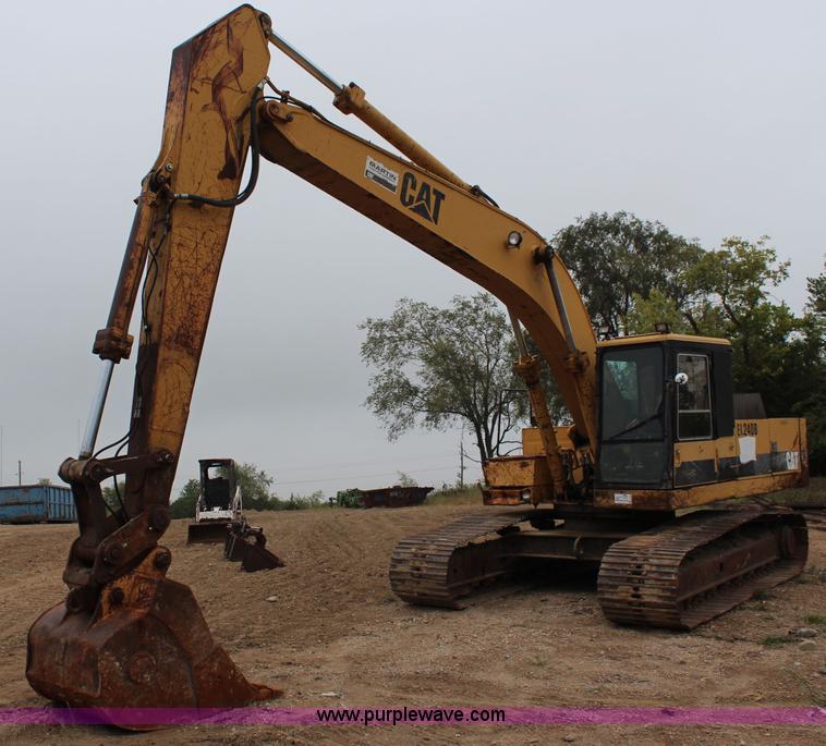 image for item I5792 1992 Caterpillar EL240B excavator