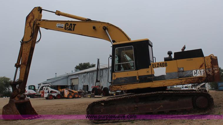 image for item I5792 1992 Caterpillar EL240B excavator