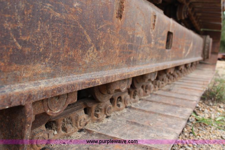 image for item I5792 1992 Caterpillar EL240B excavator