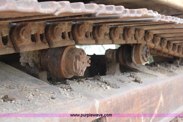 image for item I5792 1992 Caterpillar EL240B excavator