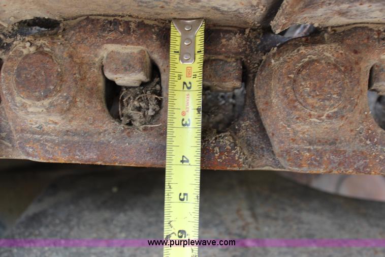 image for item I5792 1992 Caterpillar EL240B excavator