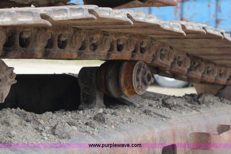 image for item I5792 1992 Caterpillar EL240B excavator