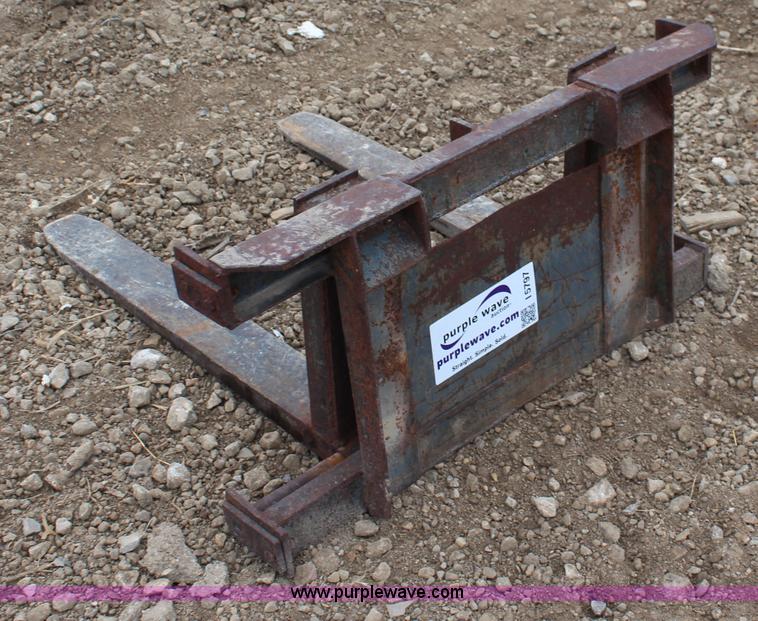 image for item I5797 Skid steer forklift attachment