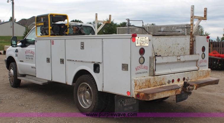 image for item I5858 2004 Ford F450 Super Duty XL utility truck