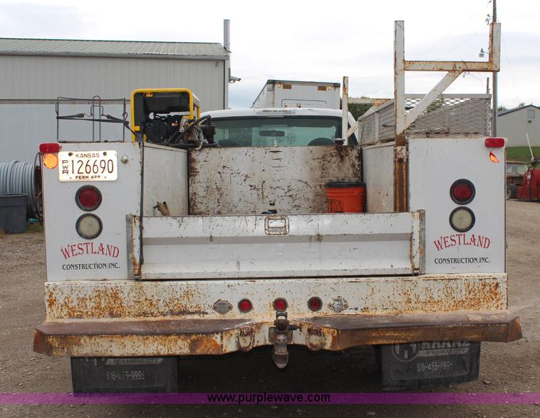 image for item I5858 2004 Ford F450 Super Duty XL utility truck