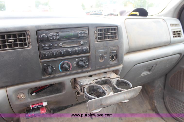 image for item I5858 2004 Ford F450 Super Duty XL utility truck