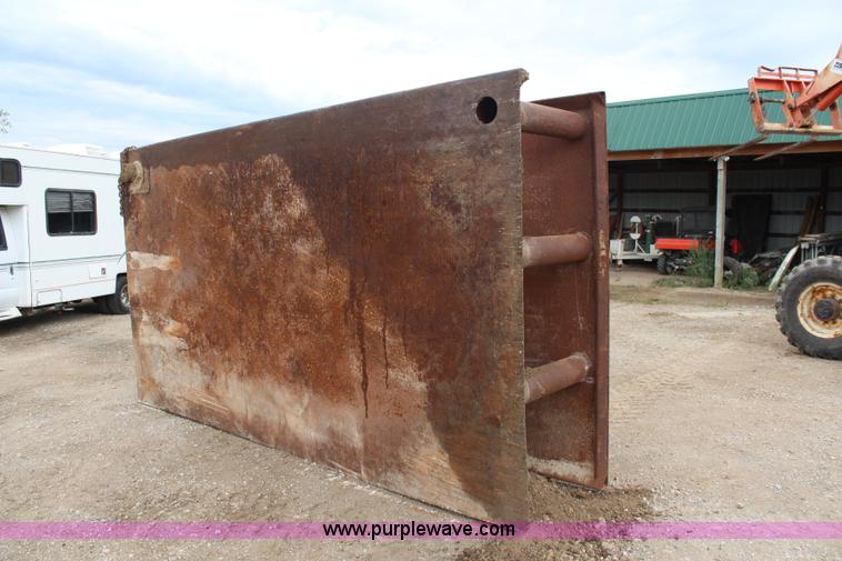 image for item I5859 Trench box