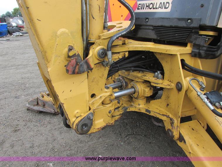 image for item I6033 1999 New Holland 655E backhoe