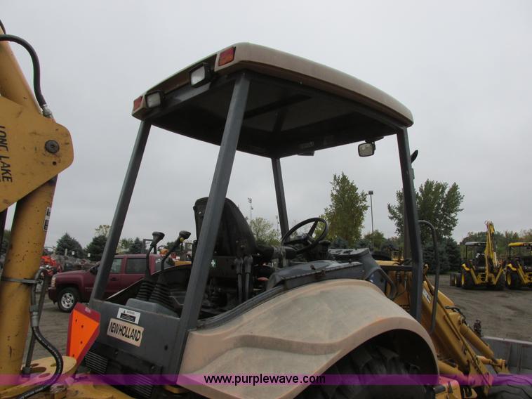 image for item I6033 1999 New Holland 655E backhoe