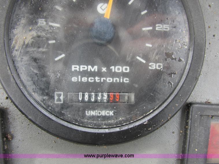 image for item I6033 1999 New Holland 655E backhoe