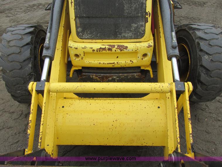 image for item I6034 2006 New Holland B95 backhoe
