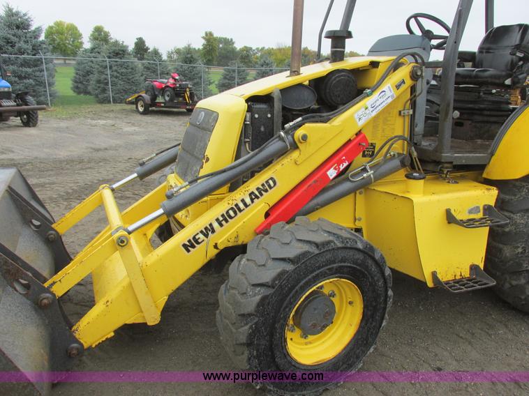 image for item I6034 2006 New Holland B95 backhoe