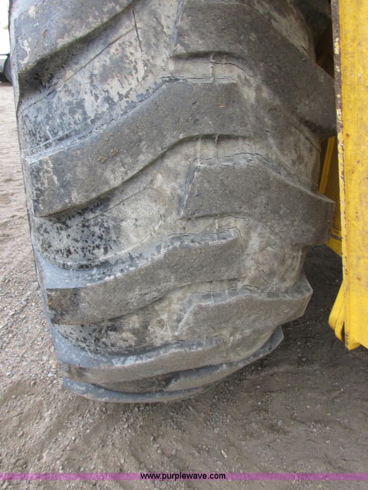 image for item I6034 2006 New Holland B95 backhoe