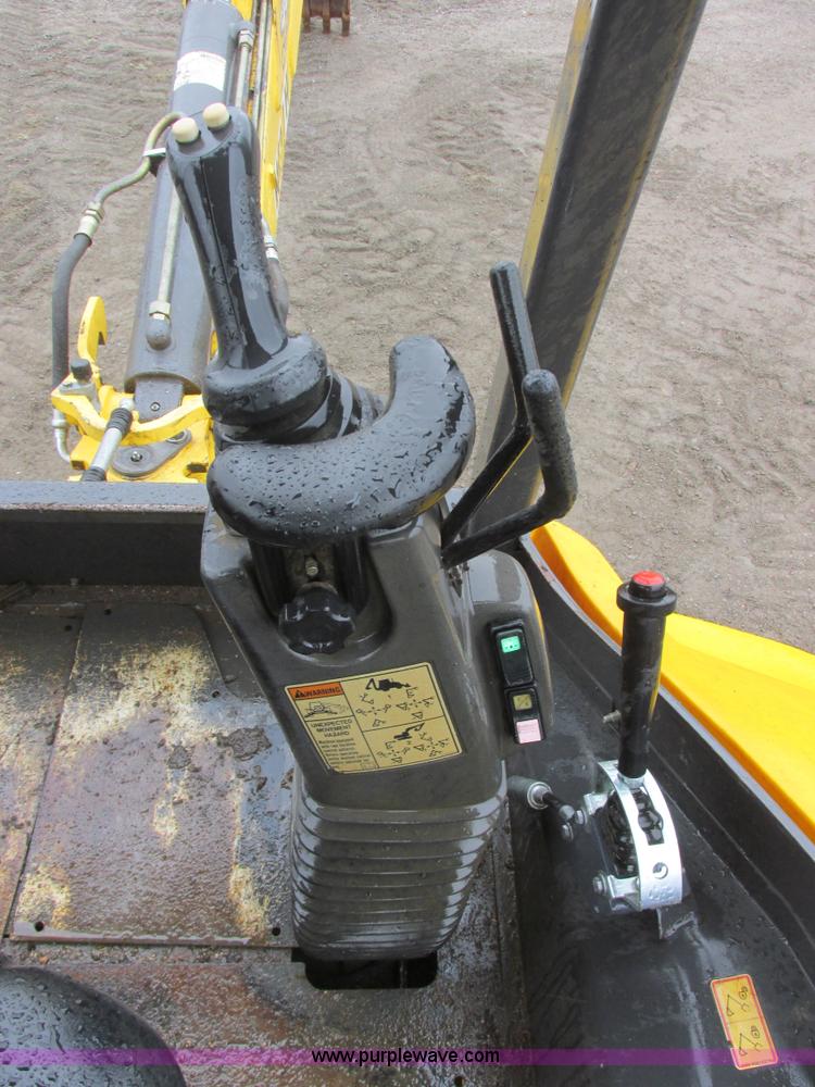 image for item I6034 2006 New Holland B95 backhoe