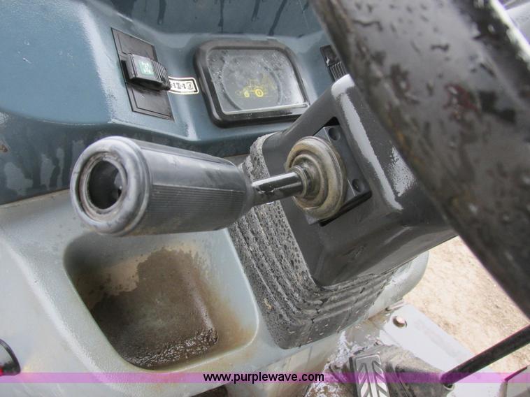 image for item I6034 2006 New Holland B95 backhoe