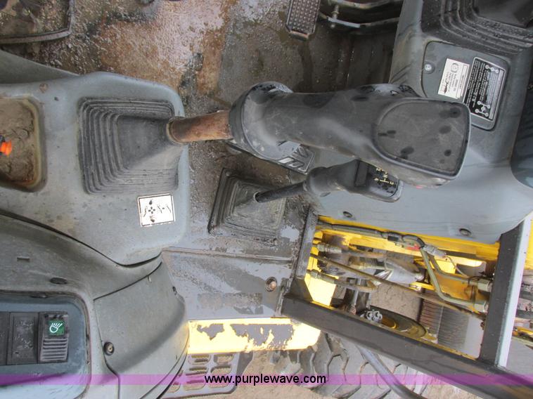 image for item I6034 2006 New Holland B95 backhoe
