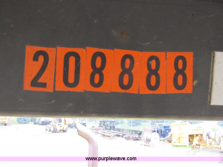 image for item I6034 2006 New Holland B95 backhoe