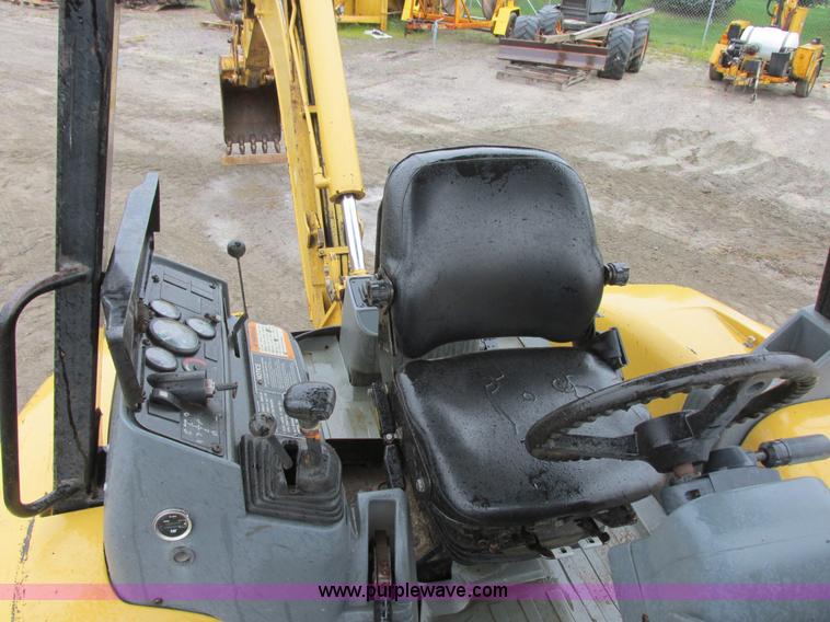 image for item I6035 2001 Caterpillar 416C backhoe