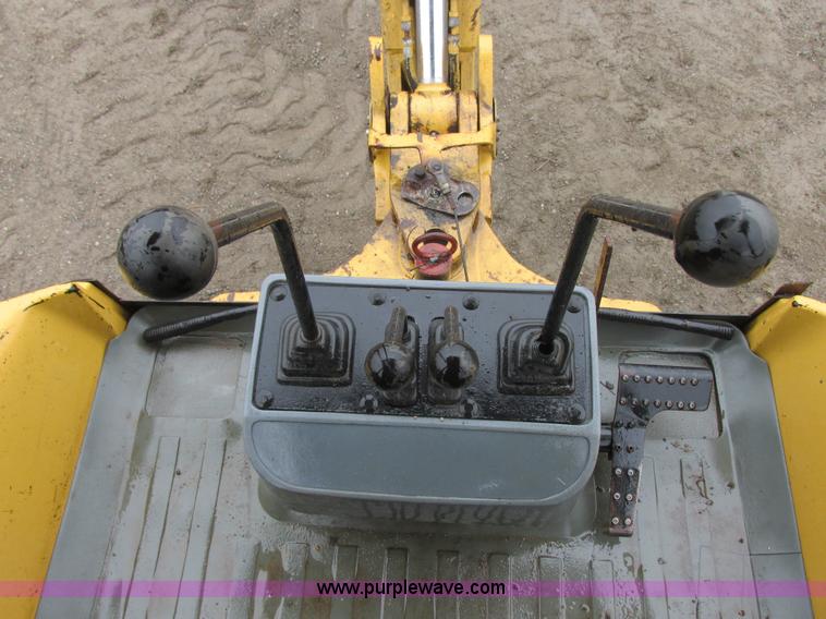 image for item I6035 2001 Caterpillar 416C backhoe