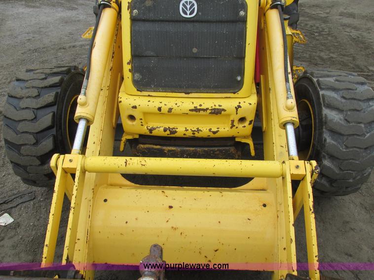 image for item I6036 2005 New Holland LB75B backhoe