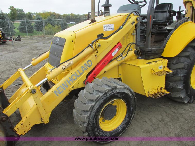 image for item I6036 2005 New Holland LB75B backhoe