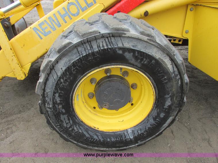 image for item I6036 2005 New Holland LB75B backhoe
