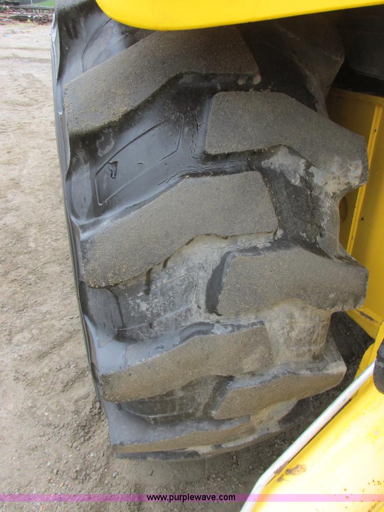 image for item I6036 2005 New Holland LB75B backhoe