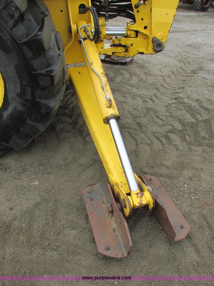 image for item I6036 2005 New Holland LB75B backhoe