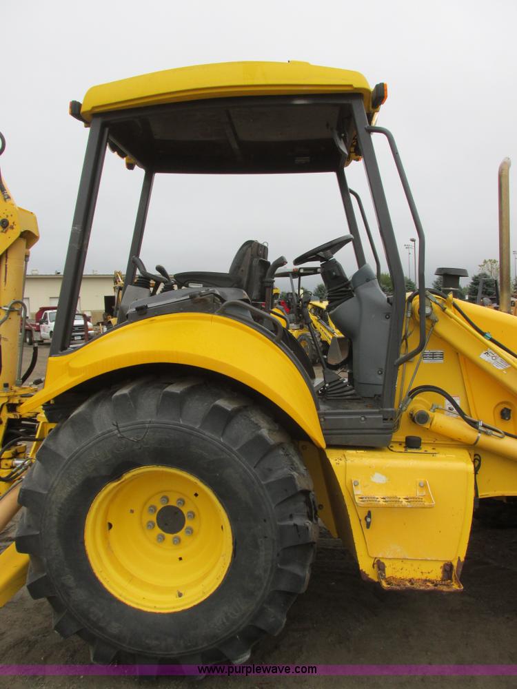 image for item I6036 2005 New Holland LB75B backhoe