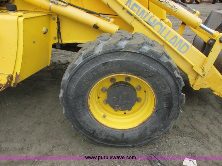 image for item I6036 2005 New Holland LB75B backhoe