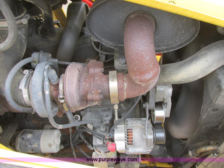 image for item I6036 2005 New Holland LB75B backhoe