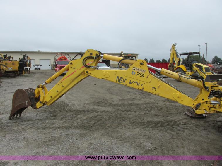 image for item I6036 2005 New Holland LB75B backhoe