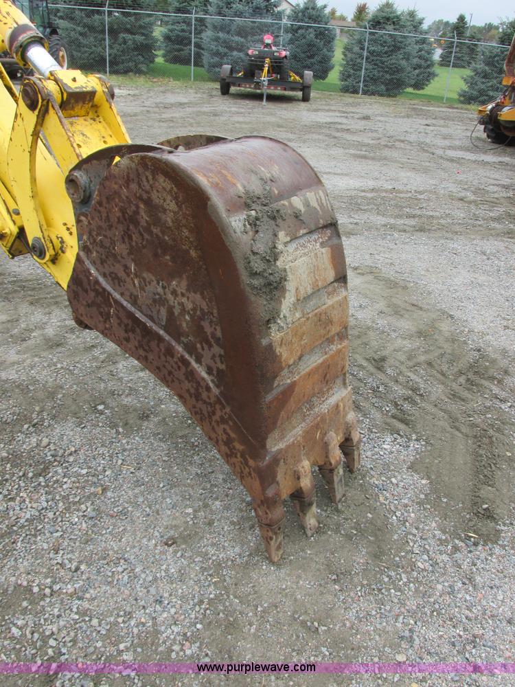 image for item I6036 2005 New Holland LB75B backhoe