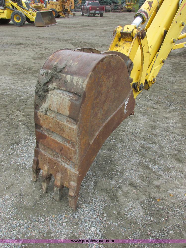 image for item I6036 2005 New Holland LB75B backhoe